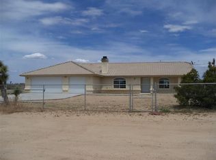 11477 Smith Rd, Phelan, CA 92371