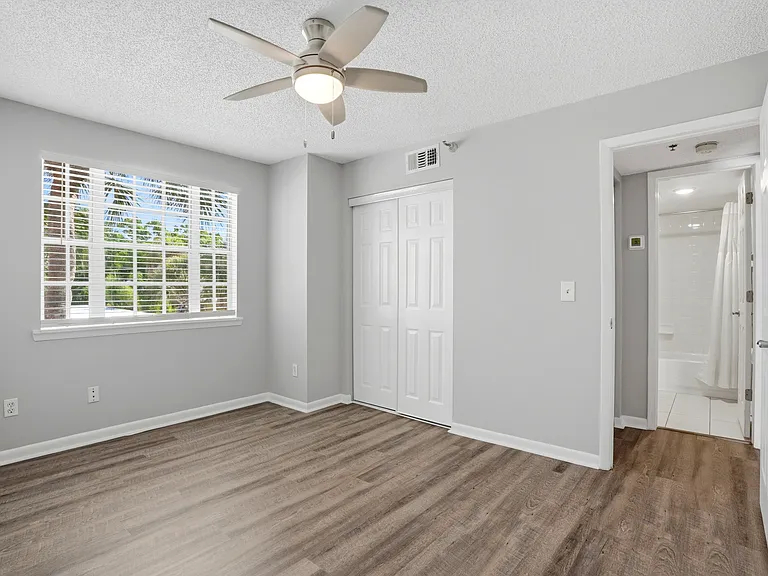 3002 W Cleveland St #B8 — Photo 23
