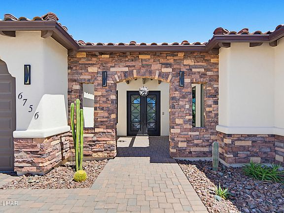 2nd image of 6756 Avienda De Los Foothills