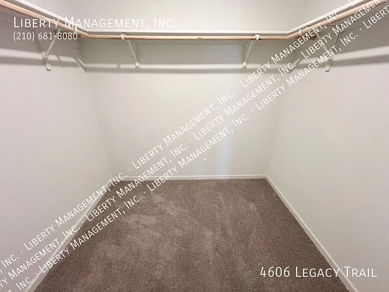 4606 Legacy Point — Photo 30