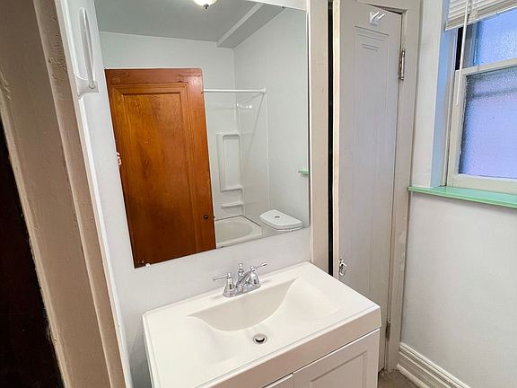 5th image of 3639 Montana St Floor 1