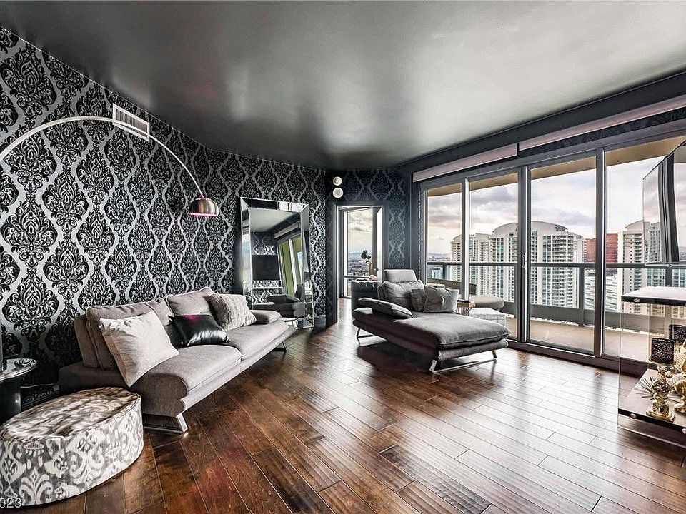 1st image of 222 Karen Ave Unit 1901