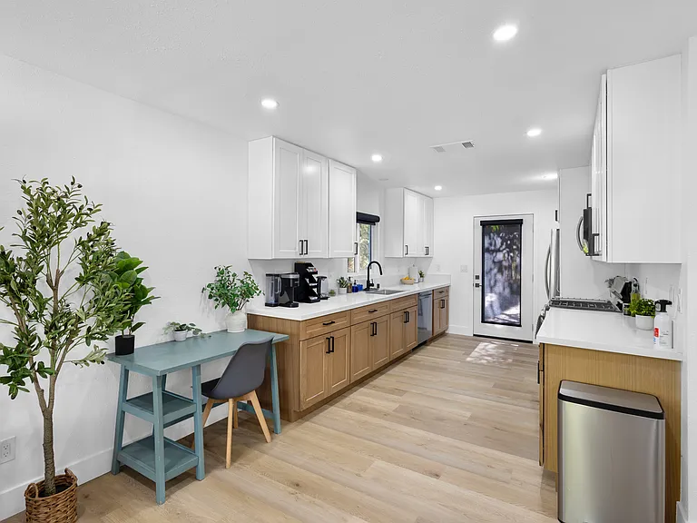 265 Spring St — Photo 10