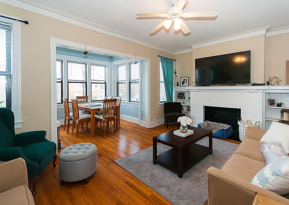 1st image of 618 Hinman Ave APT 1