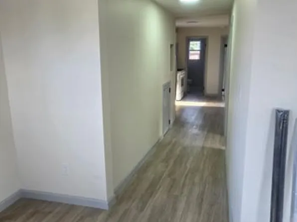 242 Lawrence Ave, Lawrence, NY 11559