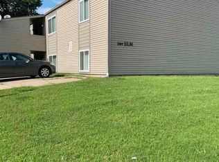 2104 Elm Ln APT 4, Manhattan, KS 66502