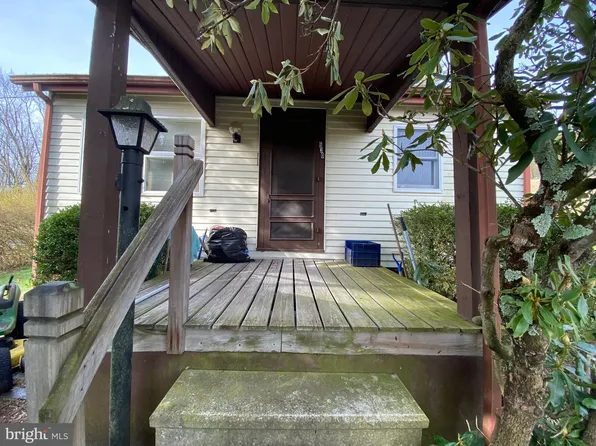 630 Walnut Rd, Birdsboro, PA 19508