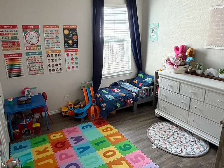 Second bedroom