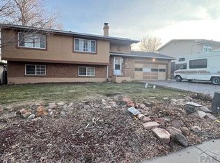 62 Normandy Cir, Pueblo, CO 81001