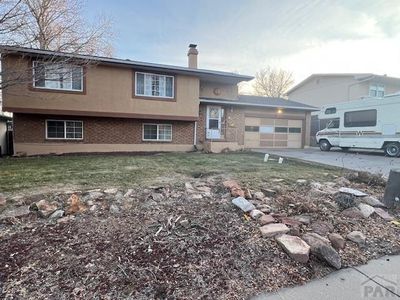 62 Normandy Cir, Pueblo, CO, 81001