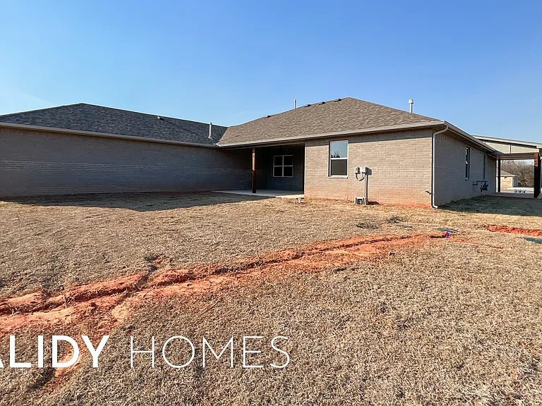 17640 Natalie Ct — Photo 46