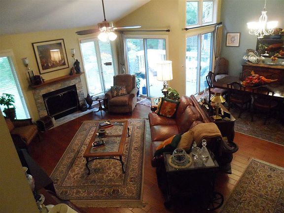 4th image of 17911 Amberwood Ln