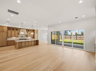 715 Merrill St, Houston, TX 77009