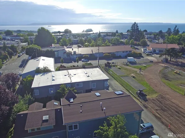 621 Bell St #3, Edmonds, WA 98020