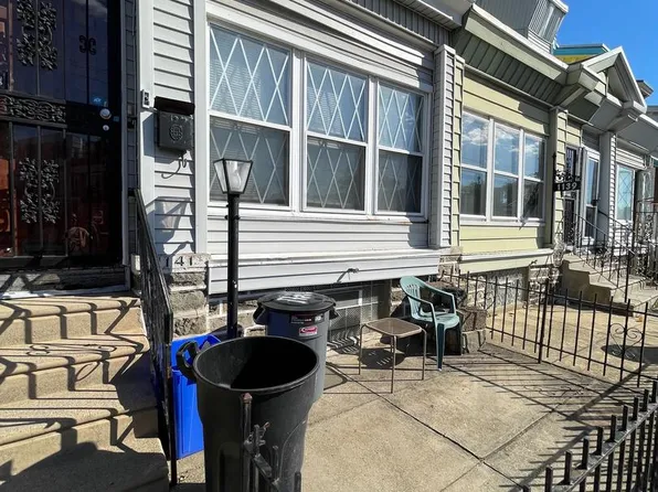 1141 Windrim Ave, Philadelphia, PA 19141