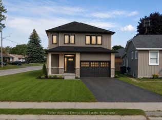 336 Annapolis Ave, Oshawa, ON L1J2X9