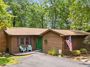 2514 Hopkins Dr, Mc Gaheysville, VA 22840