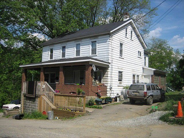 1st image of 41 Station St #42