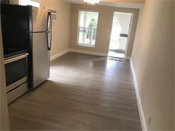 Hibiscus Apts - 741 Hibiscus Ave