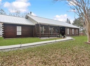 20 Bleu Lake Dr, Covington, LA 70435