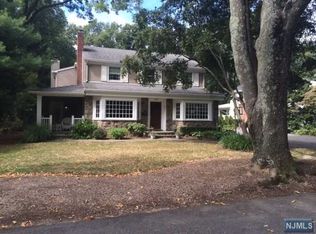 379 Circle Dr, Wyckoff, NJ 07481
