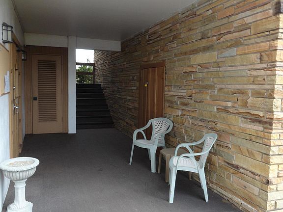 2nd image of 2180 Country Club Dr APT 117