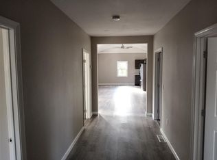 48 Mapledale St FLOOR 1, Coventry, RI 02816