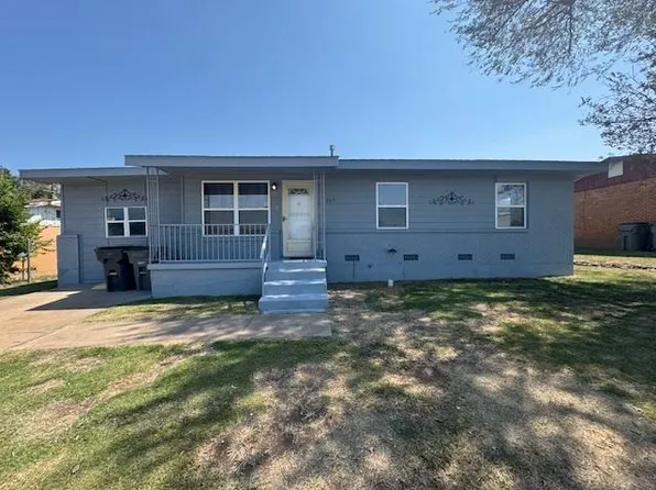 2611 NW 46th Pl, Lawton, OK 73505