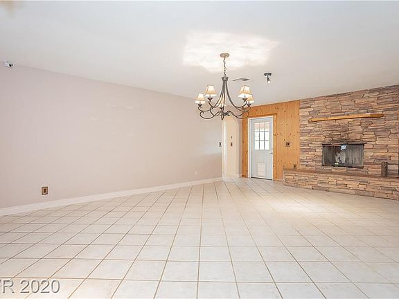 3rd image of 7080 Sweetheart Cir