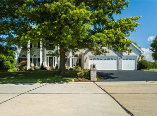 1510 Mount Vernon Dr, Saint Charles, MO 63303