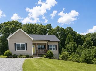 1162 Oak Grove Rd, Dickson, TN 37055