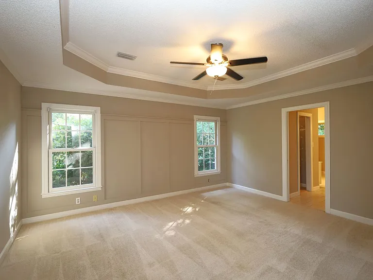 1054 Ridge Rd — Photo 17