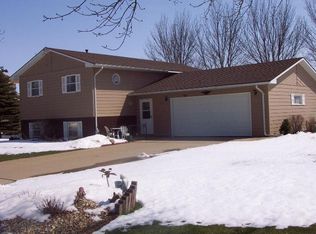 1708 2nd Ave SE, Watertown, SD 57201