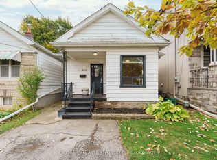 203 Virginia Ave, Toronto, ON M4C 2T6