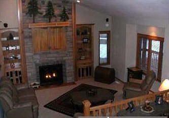 3rd image of 25924 Nacre St NW