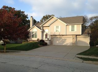 8909 N Anita Ave, Kansas City, MO 64154