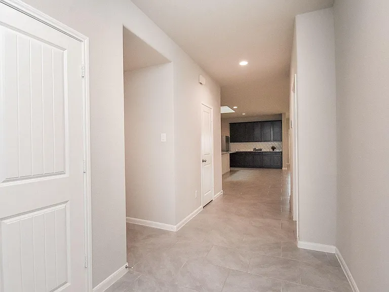 1334 Bellingham Park Dr — Photo 32