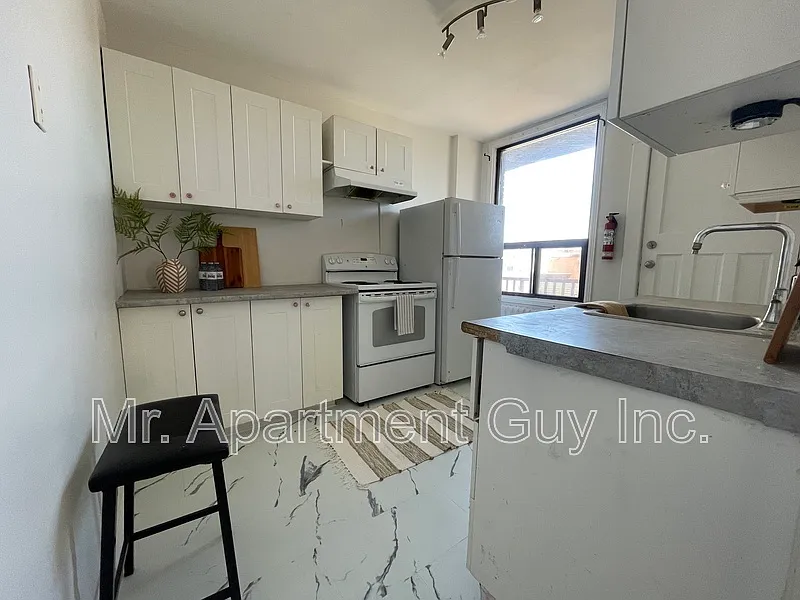 2 bed, 1.0 bath, $1,695 — Photo 4