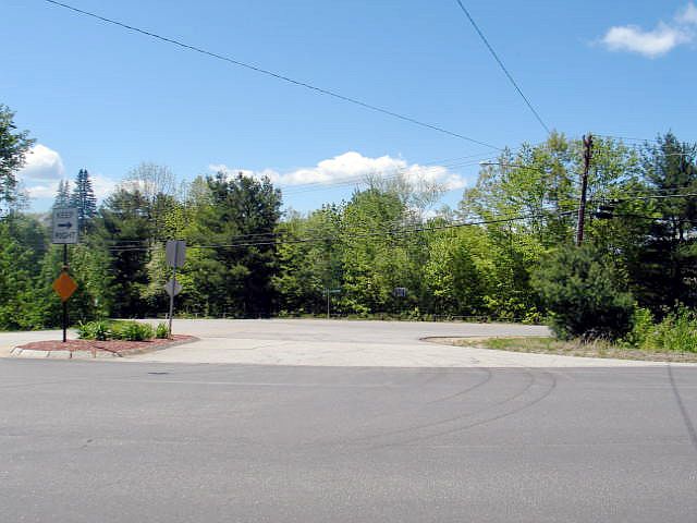 1st image of 49 Glendale Pl