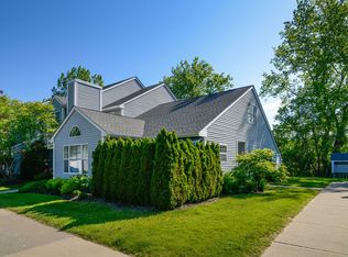 25 Evergreen Way, Pawling, NY 12564