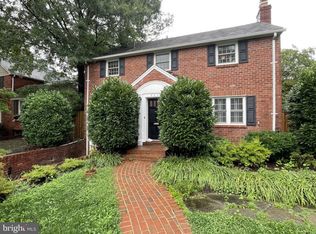 806 N Overlook Dr, Alexandria, VA 22305