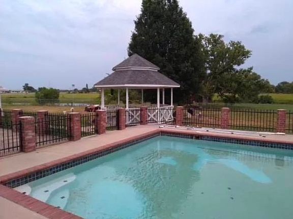 4th image of 1414 Linda Dr #259