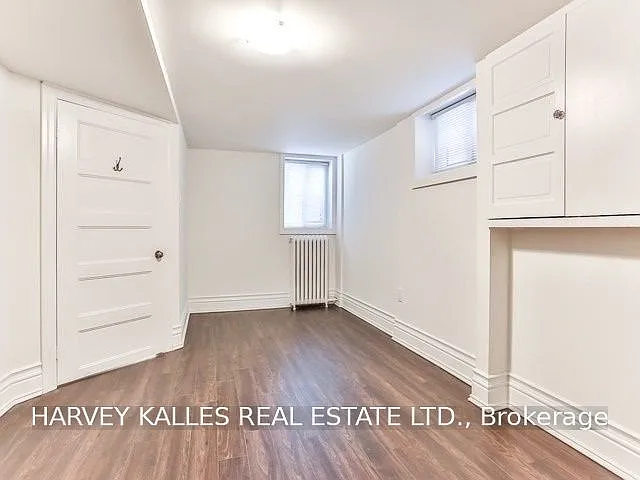3 Glencairn Ave #LOWER — Photo 3