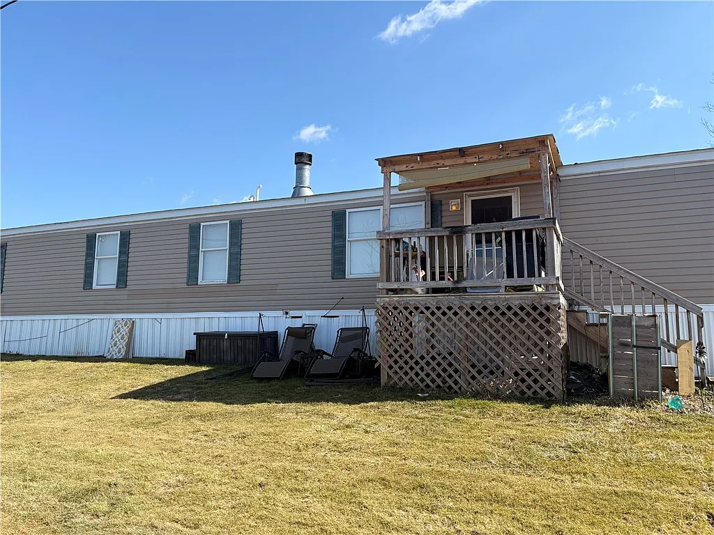 516 Hill St photo 1