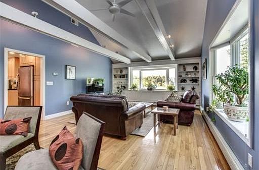 3rd image of 94 Blueberry Ln