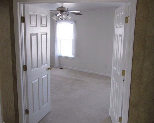 2nd image of 32041 Bradford St