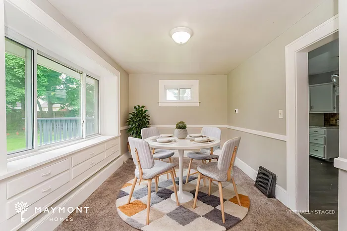 788 Saxon Ave — Photo 10