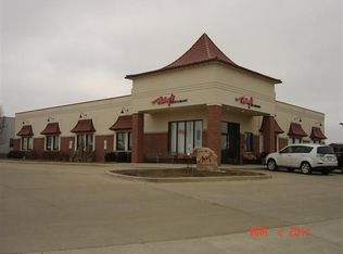 407 N Hershey Rd, Bloomington, IL 61704