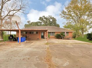 1034 Long Lane Rd, Orchard, TX 77464