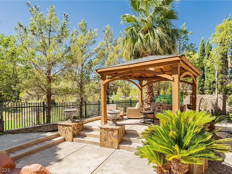 12097 Oakland Hills Dr — Photo 8